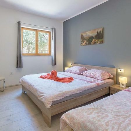 Apartments Klaudija Pula Ngoại thất bức ảnh
