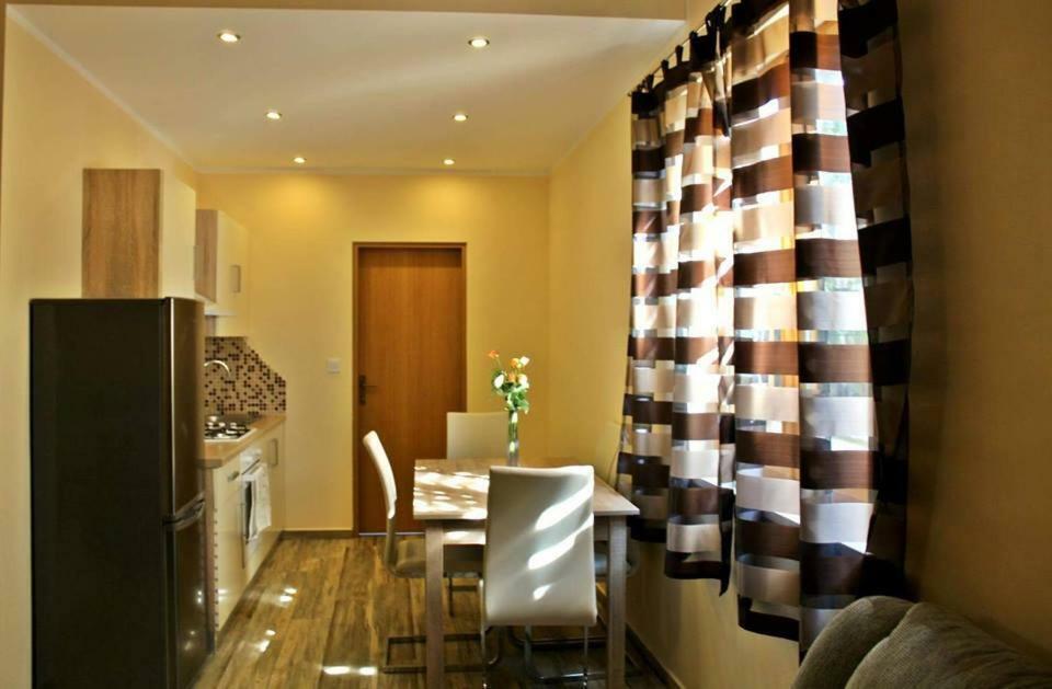 Apartments Klaudija Pula Ngoại thất bức ảnh